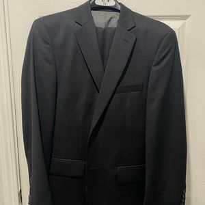 Pronto Uomo Men’s Suit